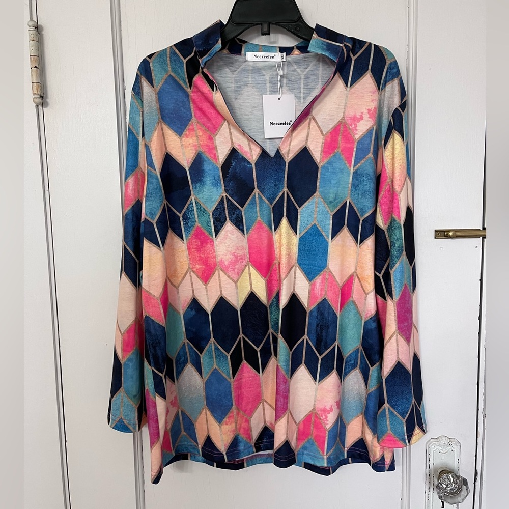 Soft tunic in stained glass pattern by Neezeelee, XL